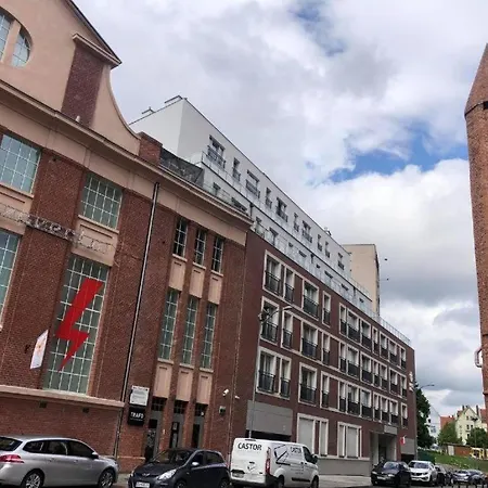 600 River House 아파트
